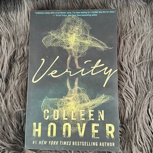 Verity by Colleen Hoover